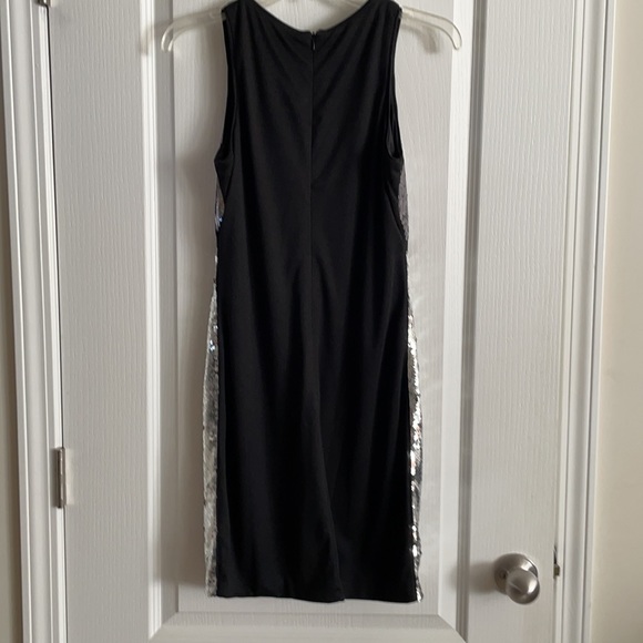 FATE Elegant Sequined Shift Dress. New With Tags. Size Small - Picture 5 of 11